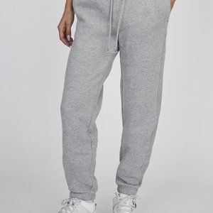SOLD - Grey Aritzia TNA Slim Sweatpant Sz S